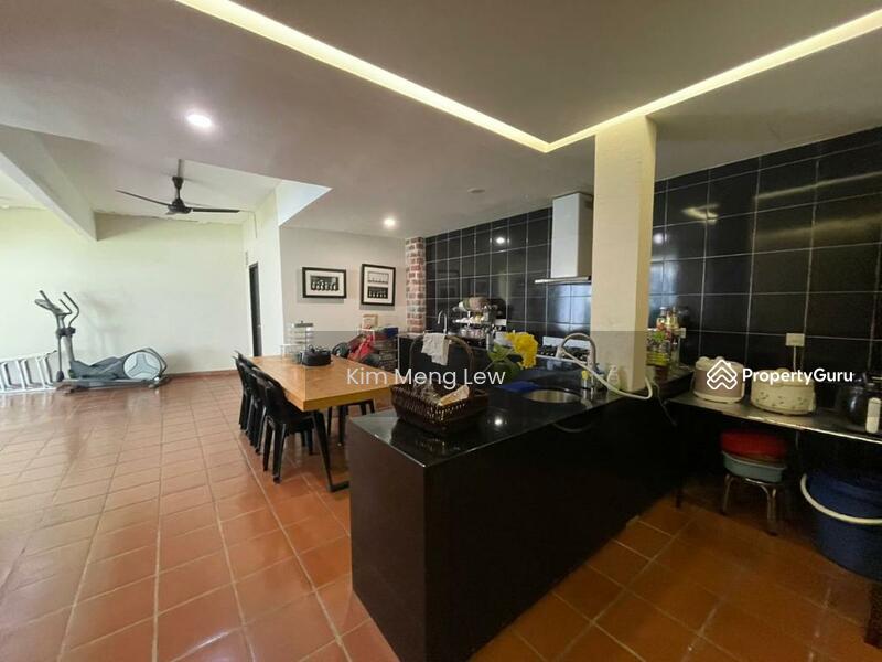 Untuk Dijual - Anjung Tiara