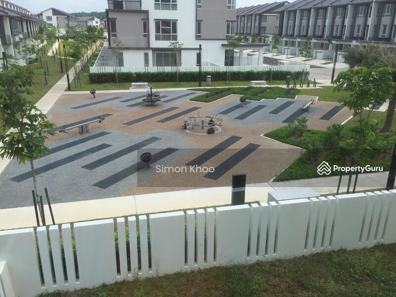 Rumah Teres 3 Tingkat untuk Dijual di Bandar Tropicana Aman (Telok Panglima Garang) - Simon Khoo - PropertyGuru.com.my