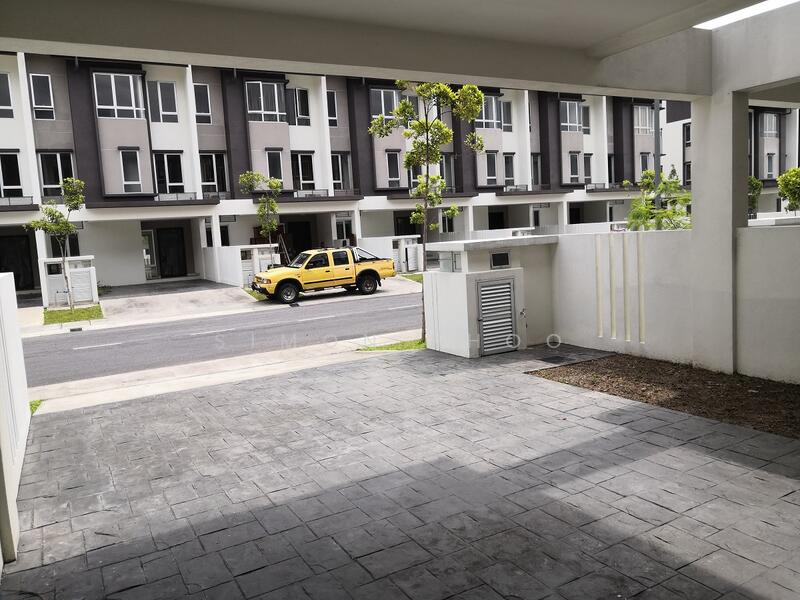 Rumah Teres 3 Tingkat untuk Dijual di Bandar Tropicana Aman (Telok Panglima Garang) - Simon Khoo - PropertyGuru.com.my