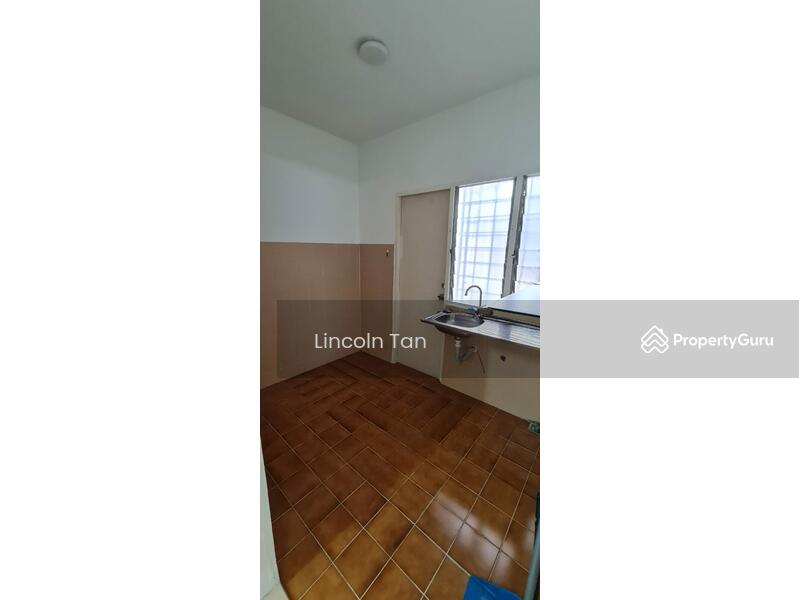 For Sale - Glen Court (Block C & D)