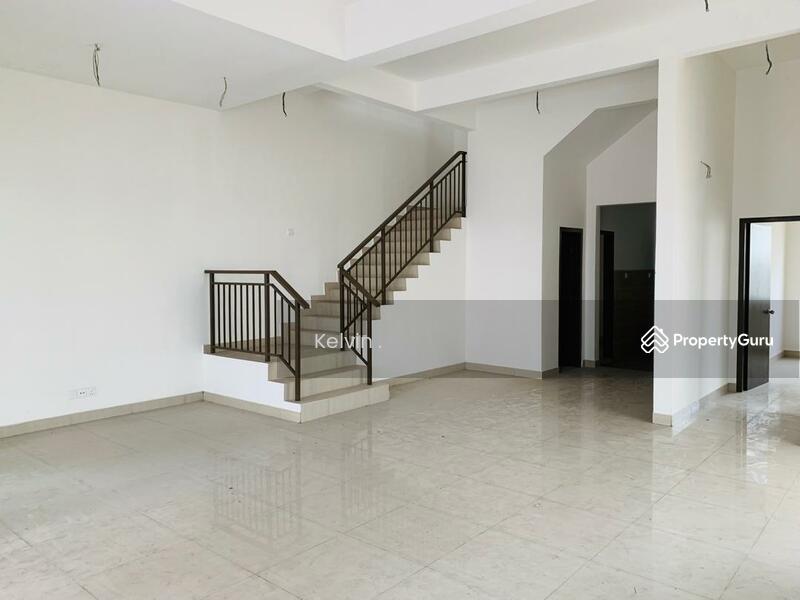 Untuk Dijual - Semi D 3 Three Storey Terrace Regency Parc Desa Mas Bandar Country Homes Kota Emerald Rawang