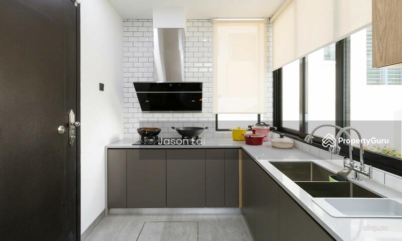 Condominium for Sale at SERI KEMBANGAN [CHEAPEST DUPLEX & LOW DENSE] BRANDED FURNITURE SPACIOUS LUXURIOUS CONDO - Jason Lai - PropertyGuru.com.my