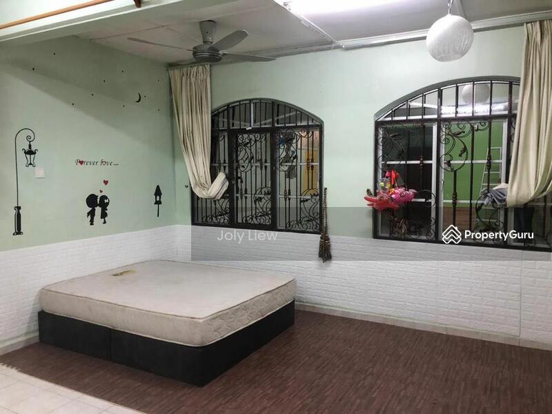 Rumah Teres 2 Tingkat untuk Dijual di Taman Taynton View (Cheras) - Joly Liew - PropertyGuru.com.my