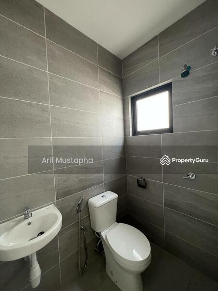 Rumah Teres 2-Tingkat untuk Dijual di Cyberjaya (Selangor) - Arif Mustapha - PropertyGuru.com.my