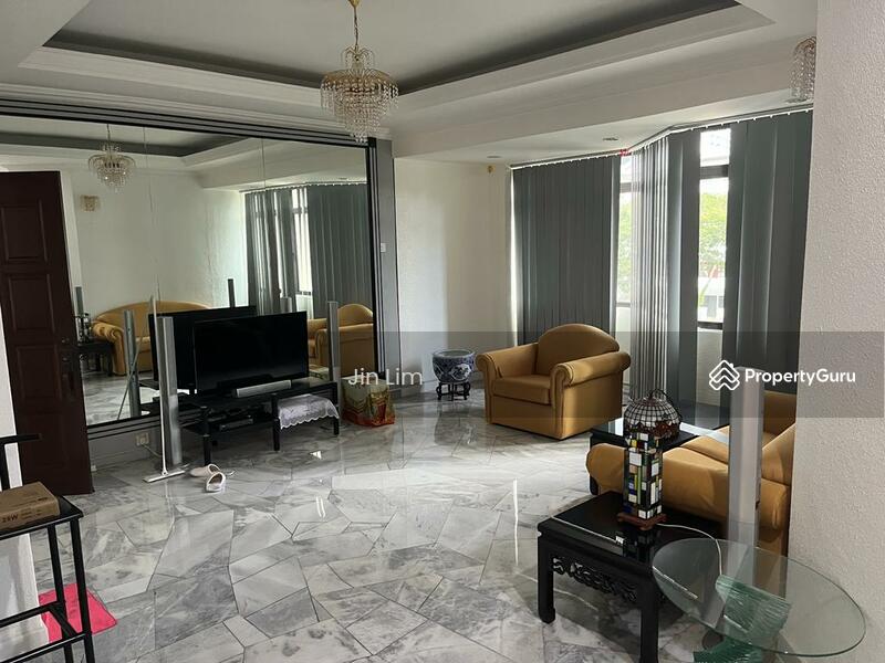 Lavinia Apartments, 11 Jalan Bukit Kecil, Sungai Nibong, Timor Laut