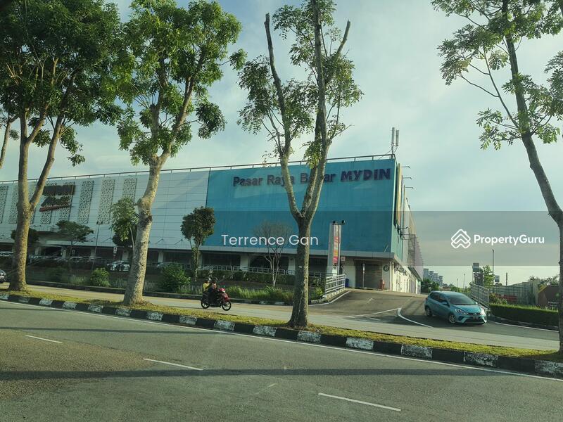 MYDIN AT PELANGI INDAH 