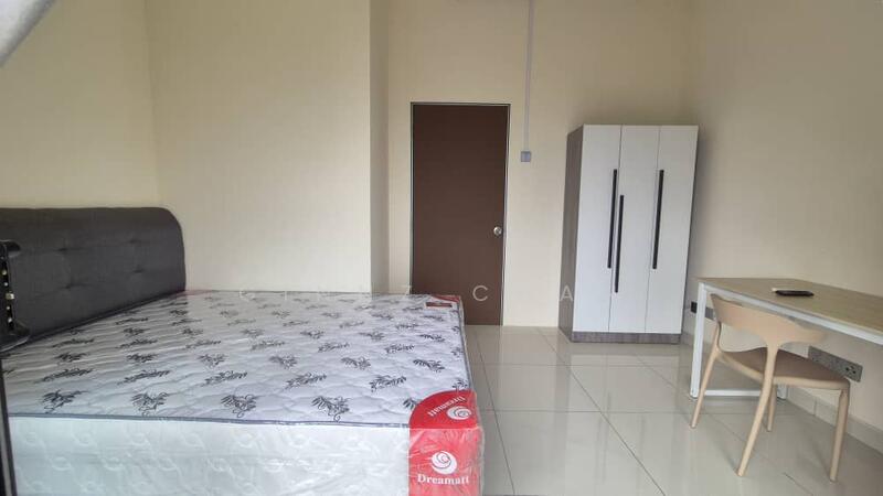 For Rent - J.Dupion Residence