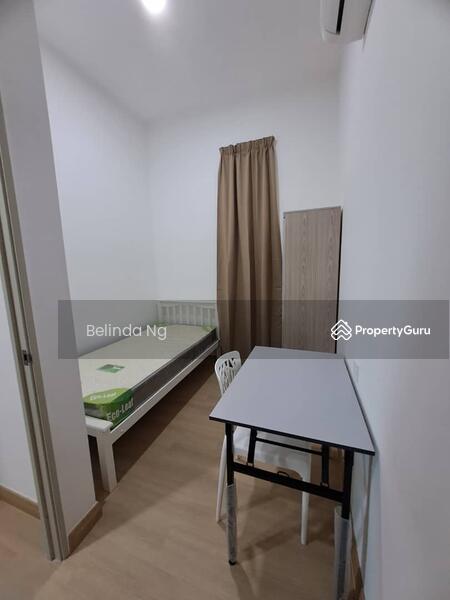 Walking distance to inti uni , brt station and taylor shuttle bus fully furnished unit | 0129136136