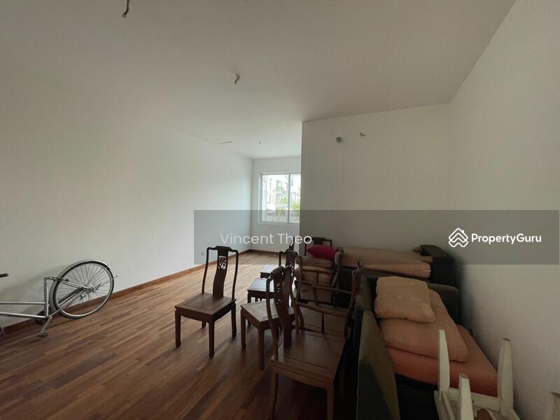 Untuk Dijual - Semi-D house at Bandar Kinrara
