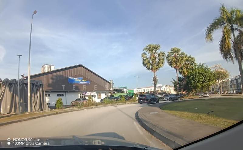 Shop for Sale in Bandar Botanic (Klang) - Teresa Teng - Exterior - PropertyGuru.com.my