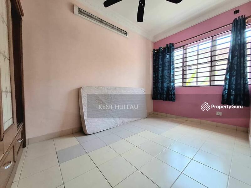 2-storey Terraced House for Sale in Taman Lestari Putra (Seri Kembangan) - KENT HUI LAU - PropertyGuru.com.my