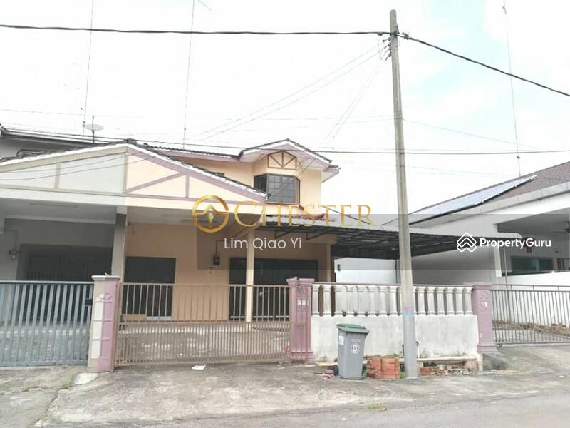 Untuk Dijual - Double Storey Semi D Jalan Redap, Taman Sri Rahmat, 83700 Yong Peng, Johor.