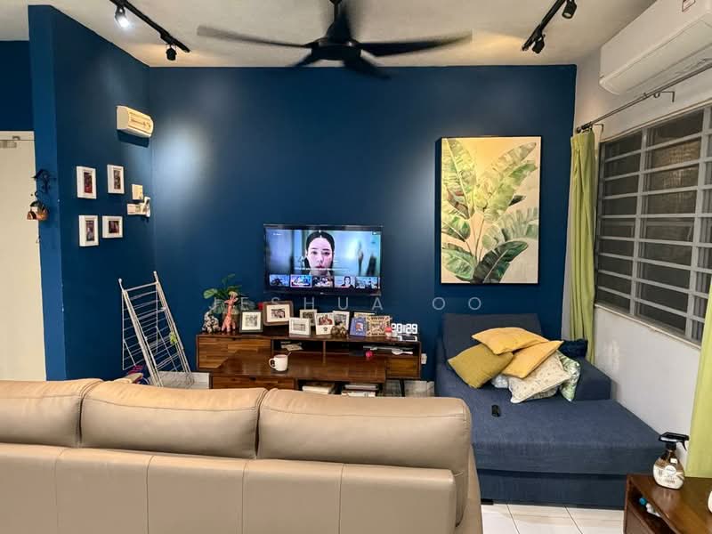 Apartment for Sale at Seri Baiduri - Jeshua Oo - Living Room - PropertyGuru.com.my