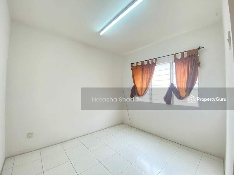 For Sale - TOWNHOUSE PEARL VILLA @ SP 4 BANDAR SAUJANA PUTRA