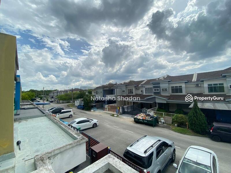 For Sale - TOWNHOUSE PEARL VILLA @ SP 4 BANDAR SAUJANA PUTRA