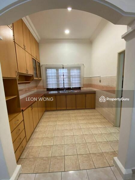 For Rent - Bungalow at Mutiara Damansara