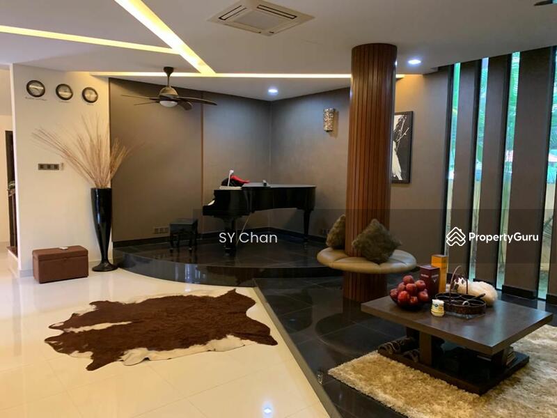 Puchong Bandar Kinrara BK9 Nicely Renovated Bungalow House For Sale, Bandar Kinrara, Puchong