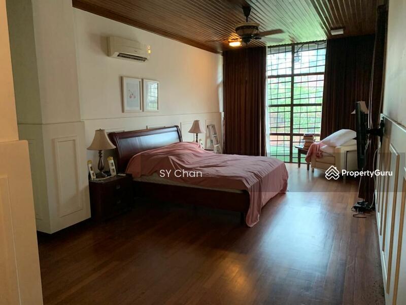 Puchong Bandar Kinrara BK9 Nicely Renovated Bungalow House For Sale, Bandar Kinrara, Puchong