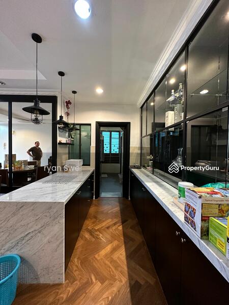 Servis Apartment untuk Disewa di Saville Residence - Ryan Swe - PropertyGuru.com.my