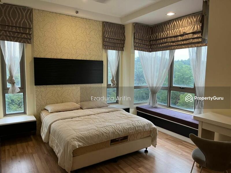For Sale - Shaftsbury Residence