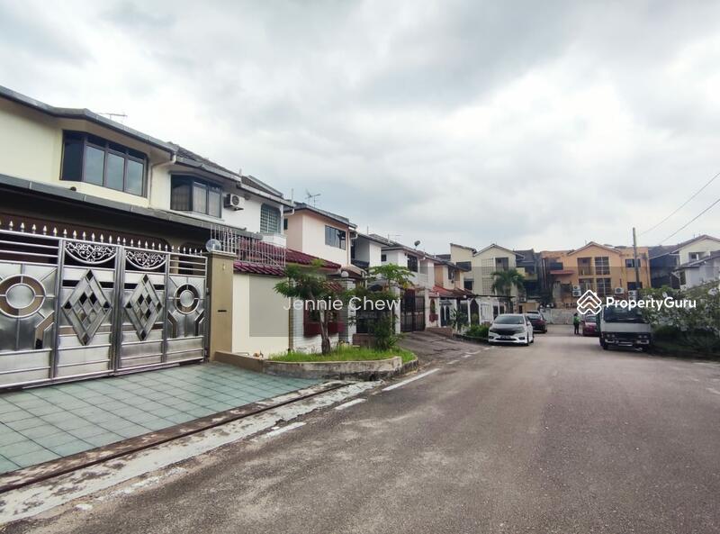 Ros Merah Taman Johor Jaya, Rosmerah, Johor Jaya, Rosmerah, Ros Merah