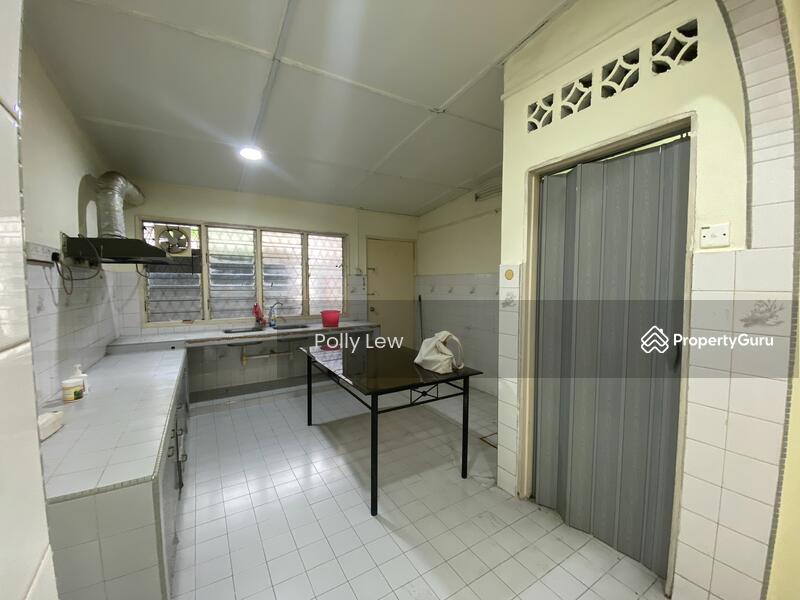 Taman Castlefield, Lorong Badang 10, Sungai Besi, Kuala Lumpur, 2 Bedrooms, 1000 sqft, 2storey