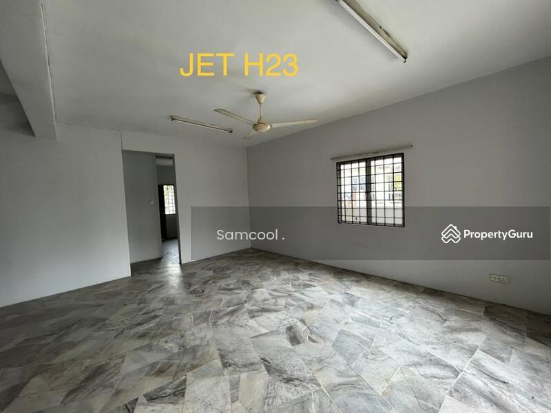 Kampung Jawa Raja Nong Double Storey Endlot, Klang, Selangor, 4 Bedrooms, 1200 sqft, T RENT, by