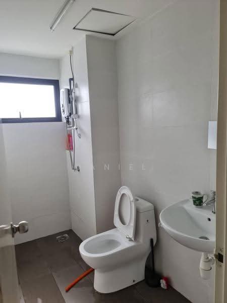 Service Residence for Rent at Sk One Residence - Daniel Ng - Bathroom - PropertyGuru.com.my