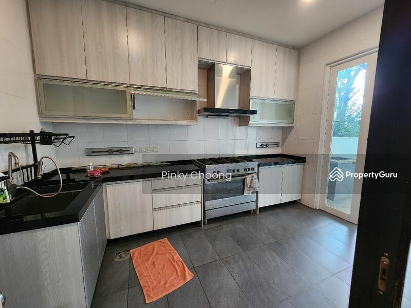 Untuk Dijual - Terrace house at Valencia