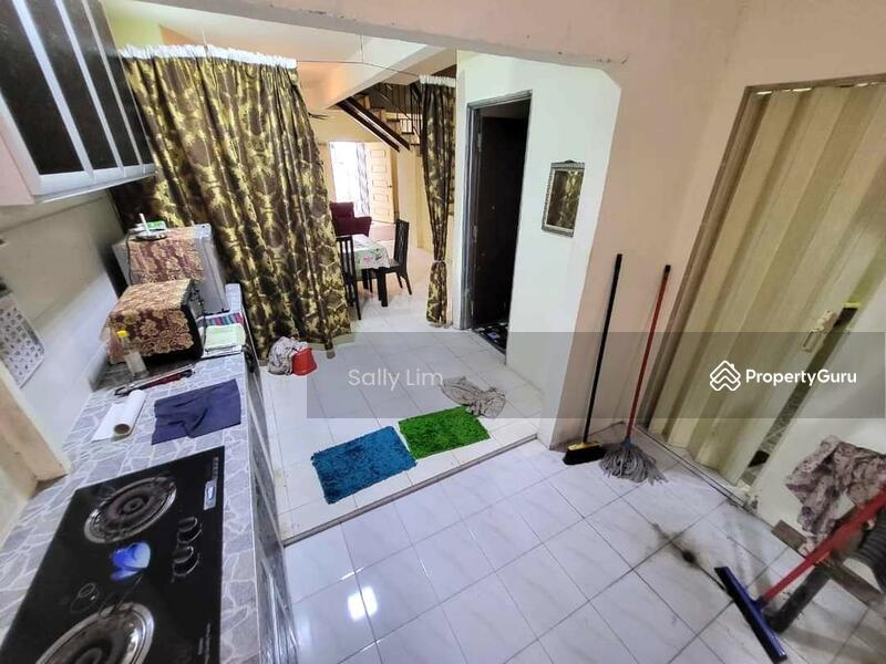 Taman Scientex, Kulaijaya Double Storey Fully Renovated BUMI LOT, Taman