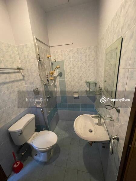 Rumah Teres untuk Disewa di Country Heights (Kajang) - Isaac Sim - PropertyGuru.com.my