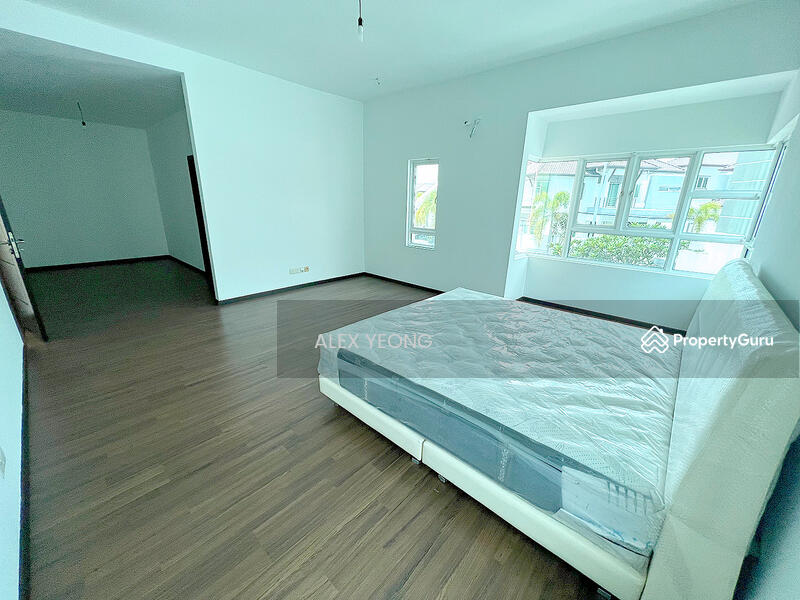 Sri Istana Hills Bungalow Klang, Klang, Selangor, 8 Bedrooms, 5400 sqft