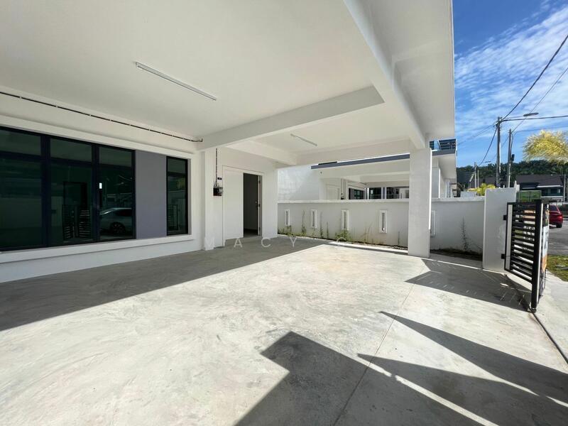 Untuk Dijual - Semi-D house at Cheng