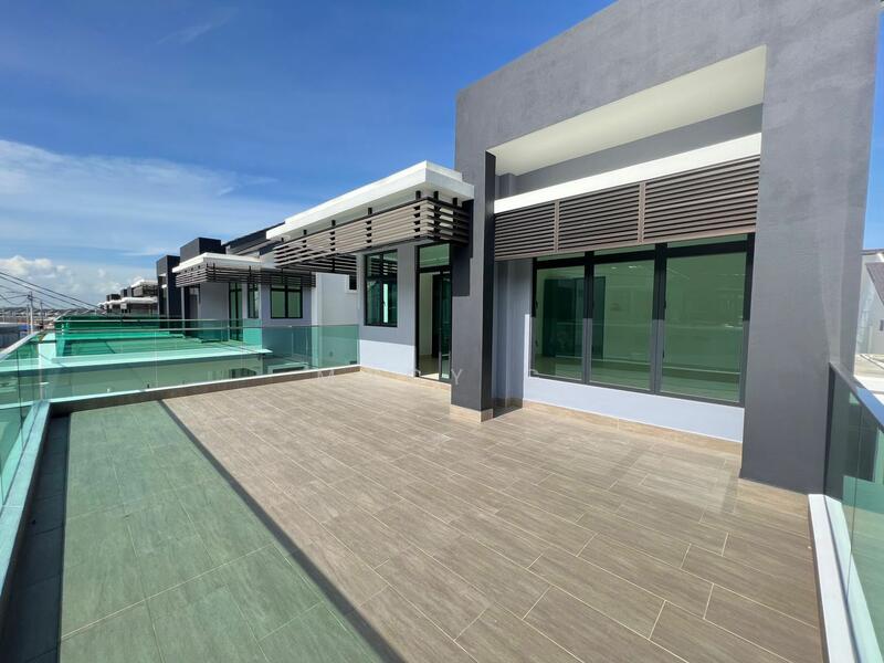 Untuk Dijual - Semi-D house at Cheng