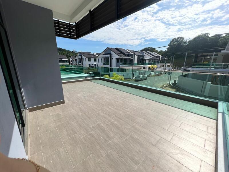Untuk Dijual - Semi-D house at Cheng