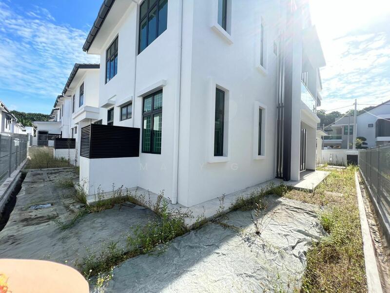 Untuk Dijual - Semi-D house at Cheng