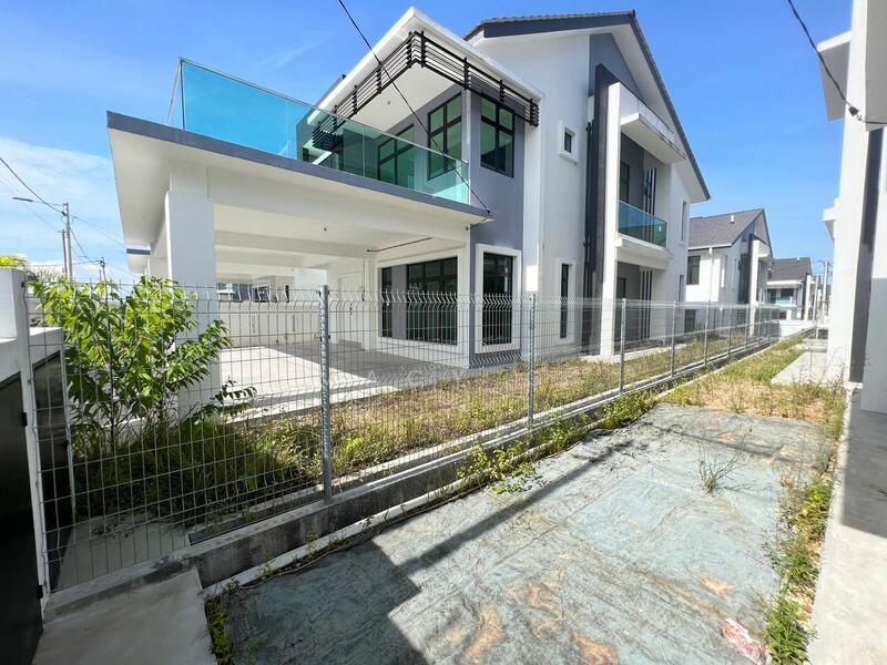 Untuk Dijual - Semi-D house at Cheng
