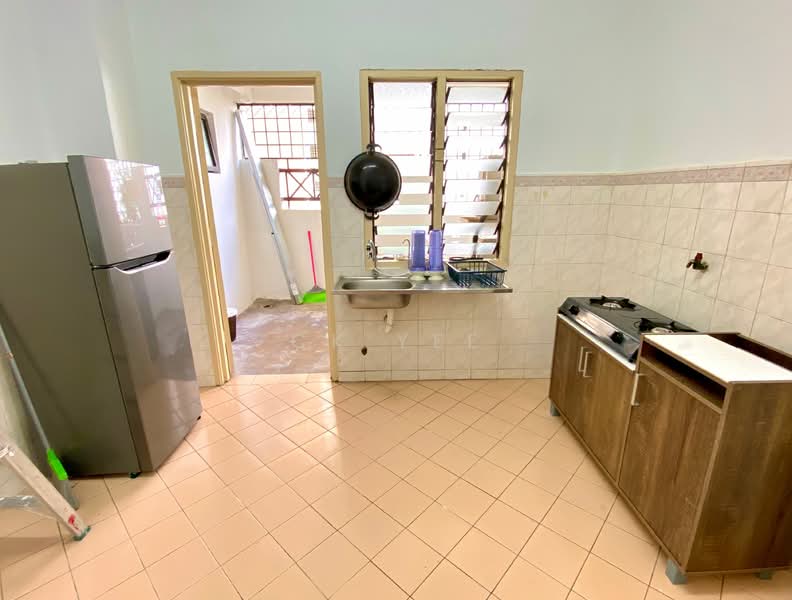 For Rent - Vista Komanwel A