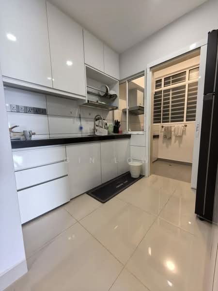 For Rent - The Holmes 1