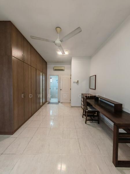 Untuk Disewa - Pelangi Utama