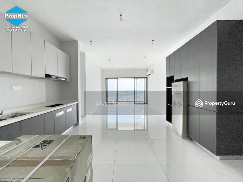 Royal Strand @ Country Garden Danga Bay - 1