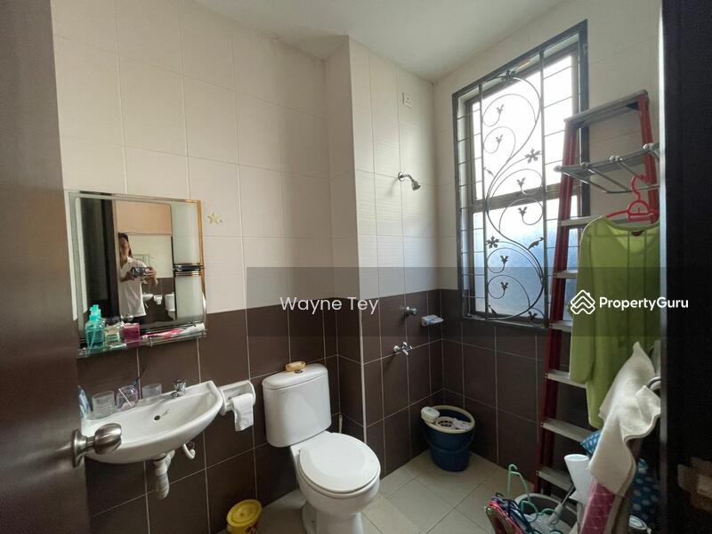 Untuk Dijual - Taman Molek Grove Johor Jaya Johor Bahru