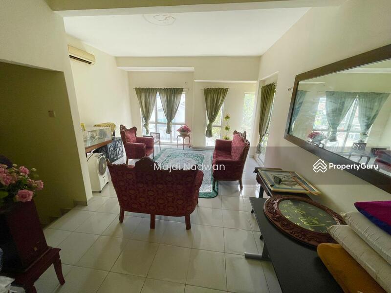 Renovated 2 and half Storey Terrace House Corner Unit Taman Garing