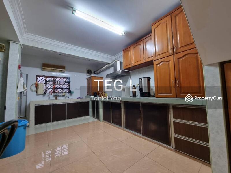 Fully Renovated Taman Chi Liung Klang 2 Storey House 20x65 Freehold