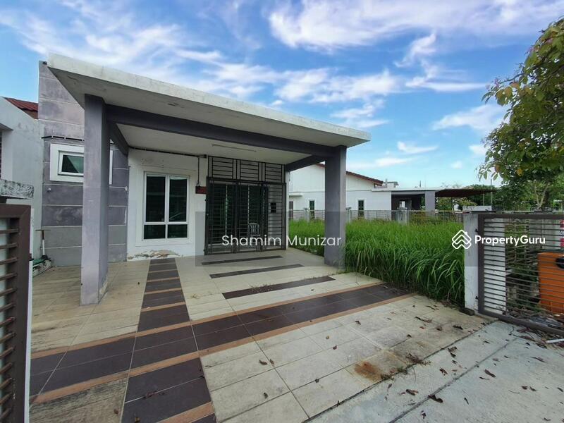 CORNER LOT Single Storey Nusari Bayu 3 Bandar Sri Sendayan, Nusari Bayu