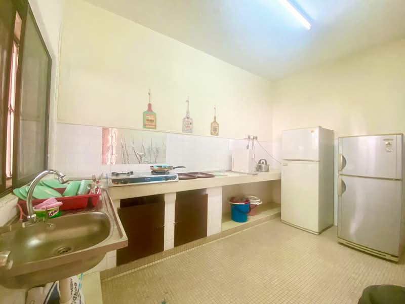2-storey Terraced House for Rent in Taman Connaught (Cheras) - Jack Chong - Kitchen - PropertyGuru.com.my