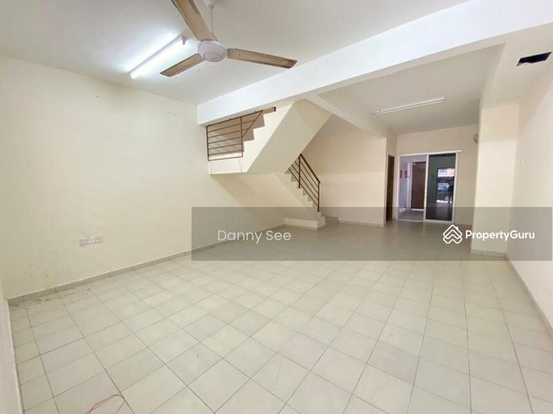 Taman Scientex Kulai Kelapa Sawit Double Storey Terrace House, Kulai