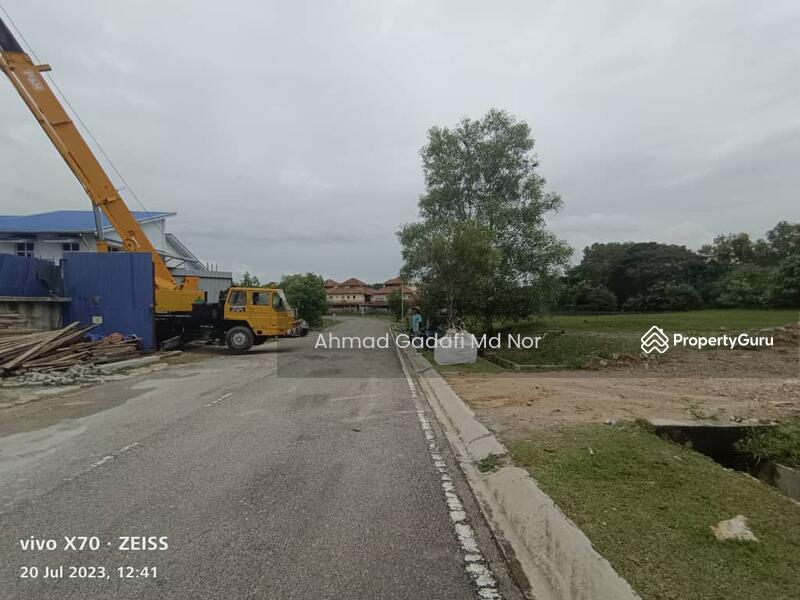 Untuk Dijual - Bungalow Lot 9300 sqft at Jalan Platinum Seksyen 7 Shah Alam Non Bumi Lot