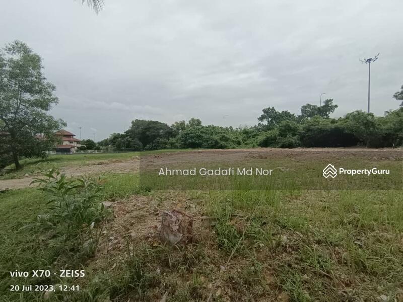 Untuk Dijual - Bungalow Lot 9300 sqft at Jalan Platinum Seksyen 7 Shah Alam Non Bumi Lot
