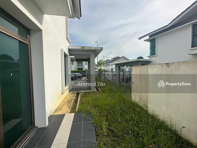 Semi-Detached House for Sale in Batu Pahat (Johor) - Ahmad Zikrul - PropertyGuru.com.my